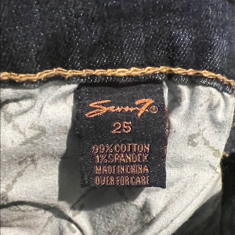 Seven7 Women's Dark Blue distressed jeans - Picture 2 of 5